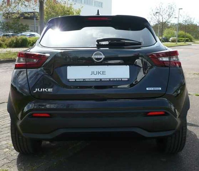 Nissan Juke Hybrid tekna 14